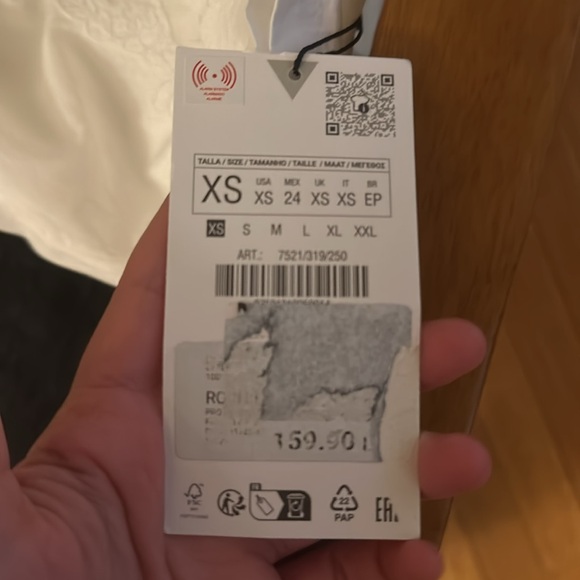 Zara white dress (size XS) - Picture 3 of 3